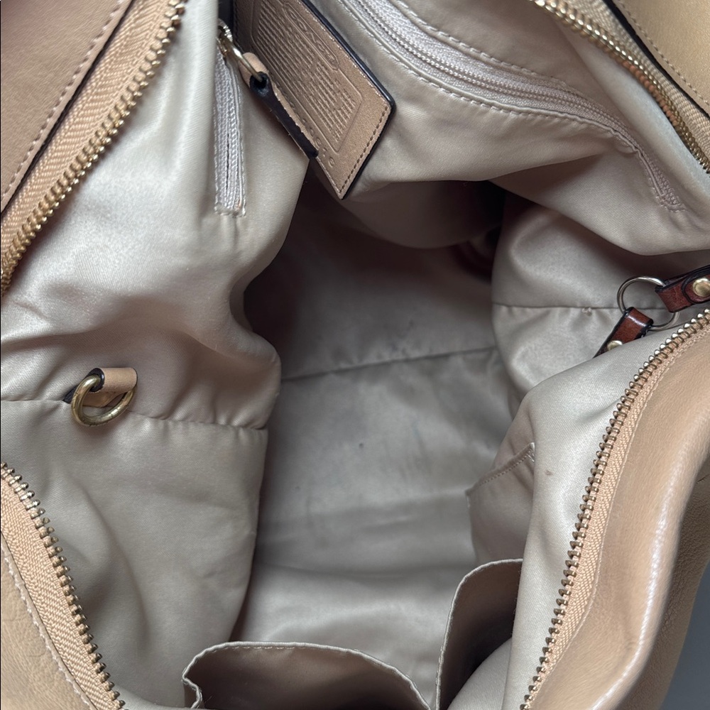 Coach Carly Large Hobo Bag Beige Leather Y2K Slouchy Shoulder Bag Vintage - Picture 13 of 15
